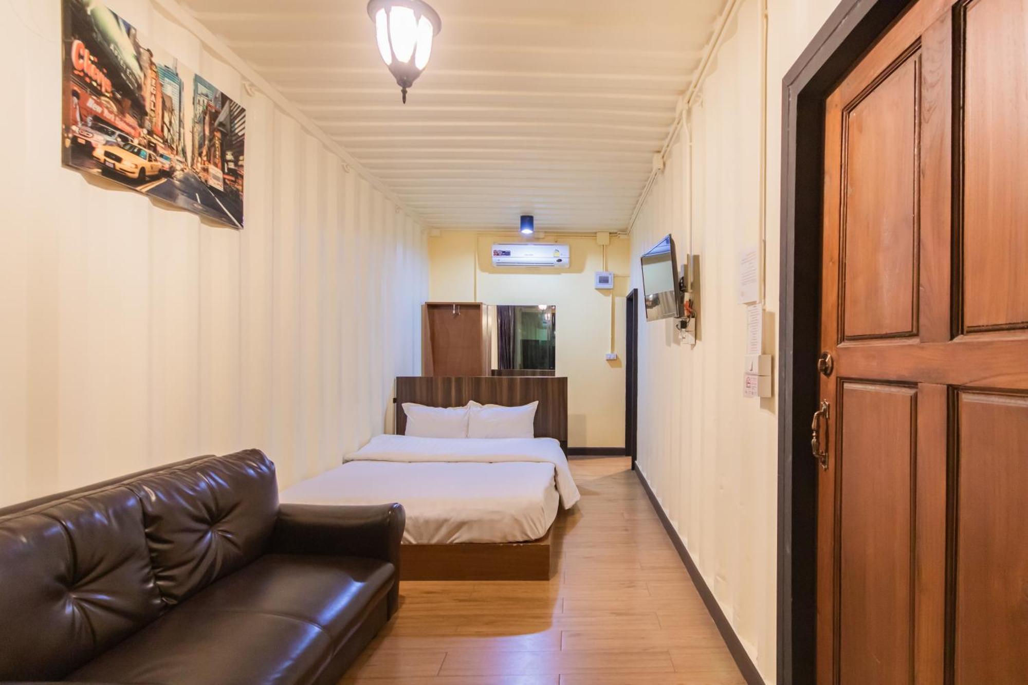 Tuscany Land Resort Donmuang Bangkok Buitenkant foto